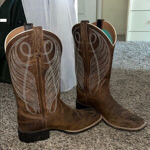 Ariat Brown Western Cowboy Boots